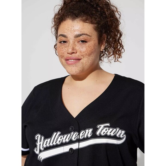 Torrid Disney Nightmare Before Christmas Halloween Town Jersey 5X 28 Plus EUC - Picture 2 of 5